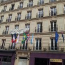 Le Montclair Montmartre by River