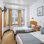 OYO Abbey Hotel, London Shepherd's Bush Market