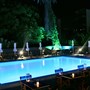 Amphitryon Hotel